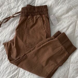 Women’s Brown Cropped Joggers – Time & Tru Utility Pants Size Large